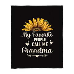 My Favorite People Call Me Grandma – Coral Fleece Blanket